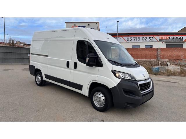 PEUGEOT Boxer BlueHDi S&S 120 PREMIUM 335 L2H2