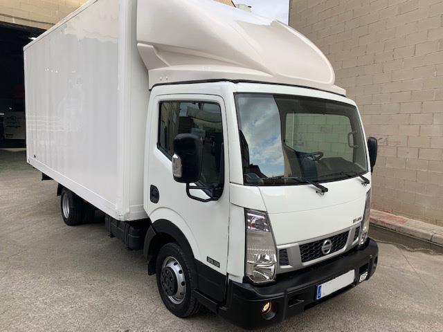 NISSAN NT 400 130 CONFORT FURGON