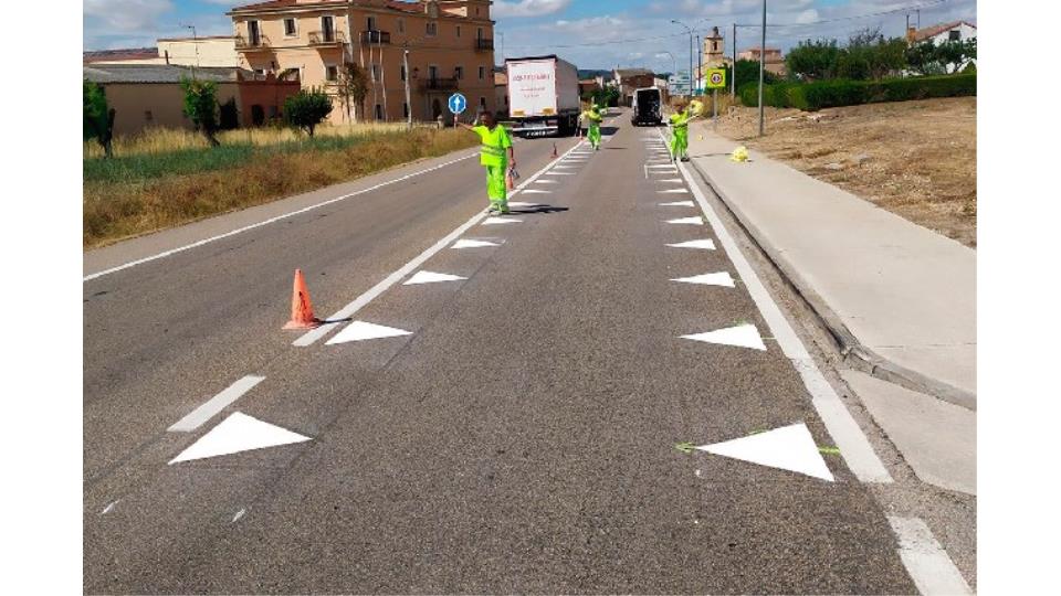 Así son los dientes de dragón, la nueva señalización de la DGT